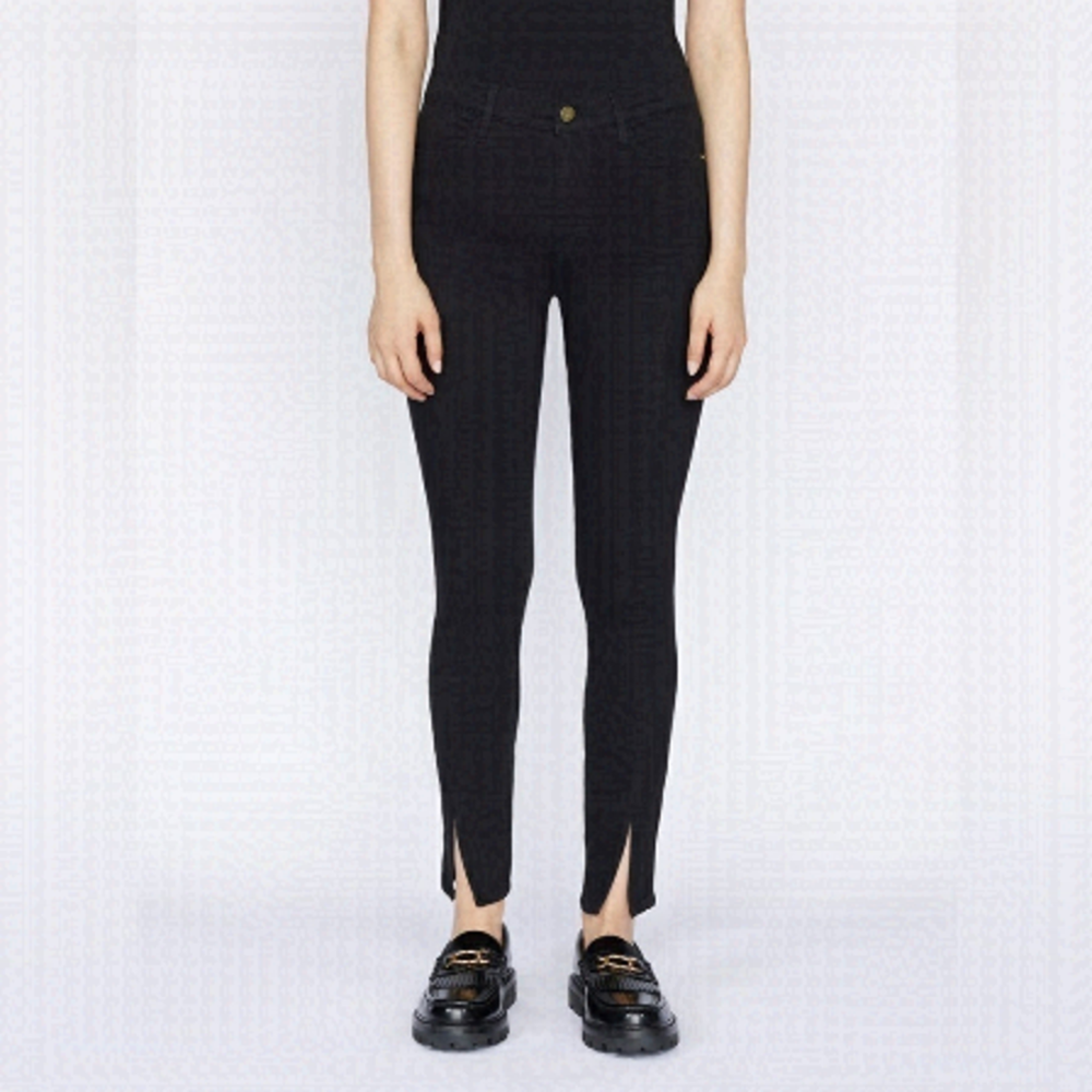 Frame Jeans • Front Split Le Skinny high waisted jeans
